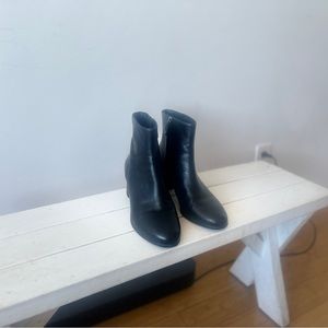 Geox Italian Patent Boots. Mint condition.